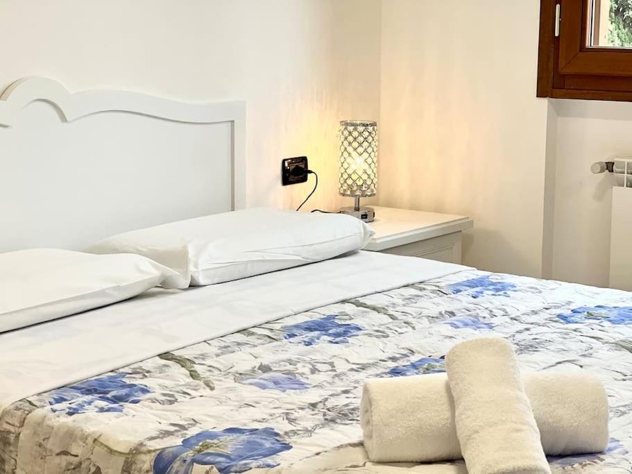 Comfyspot Apartment Rosia Exterior photo