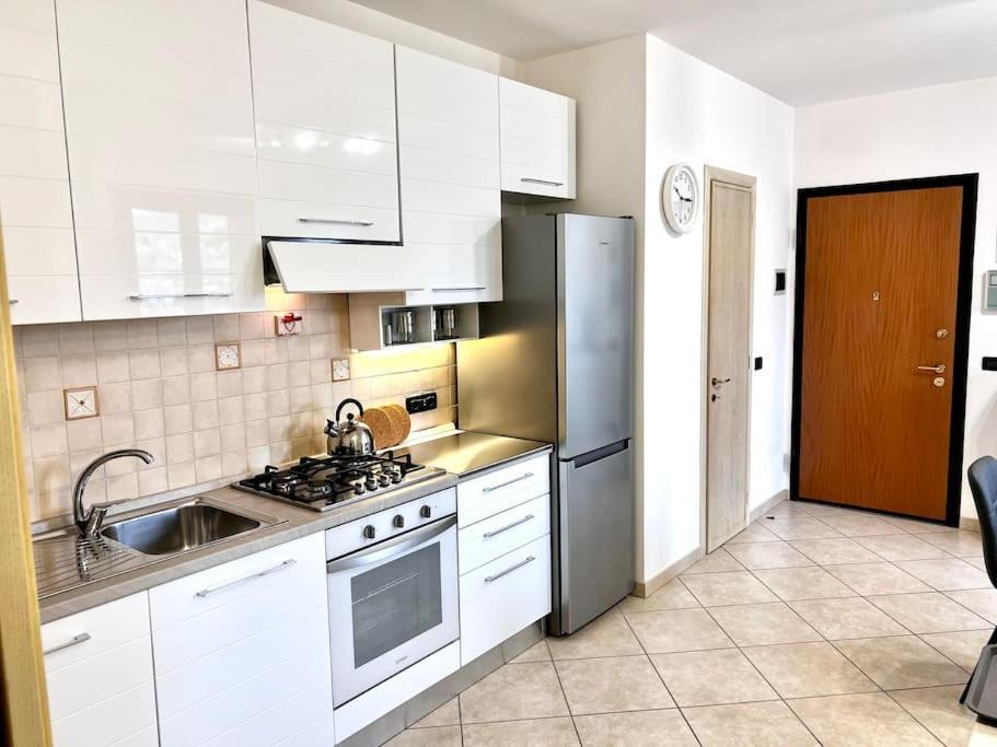 Comfyspot Apartment Rosia Exterior photo